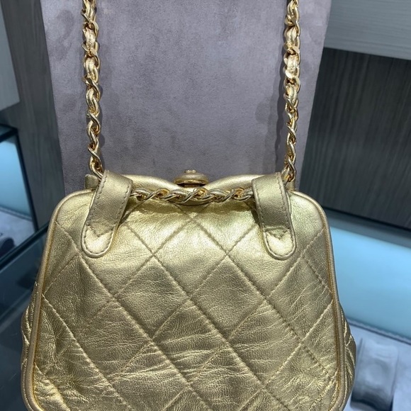 ‼️SOLD‼️Chanel Gold Vintage Beltbag Waistbag - Picture 13 of 13
